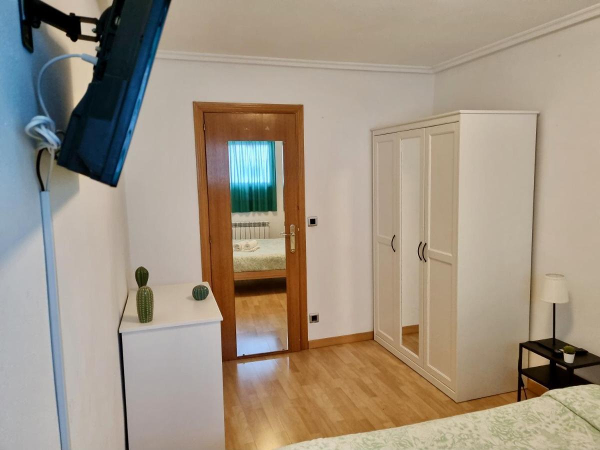Apartamento Daniel Zaragoza Buitenkant foto