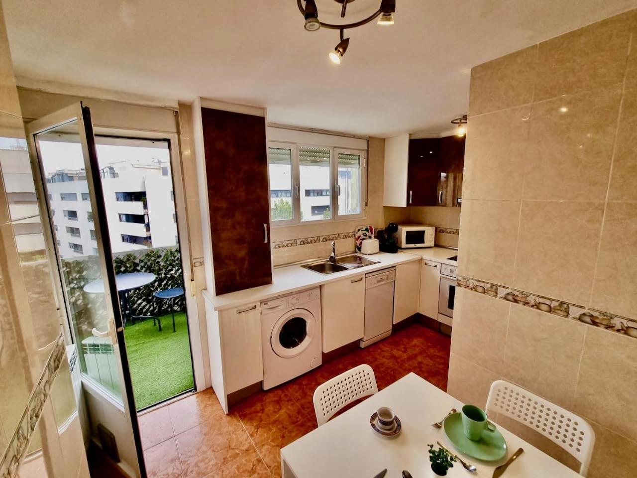 Apartamento Daniel Zaragoza Buitenkant foto